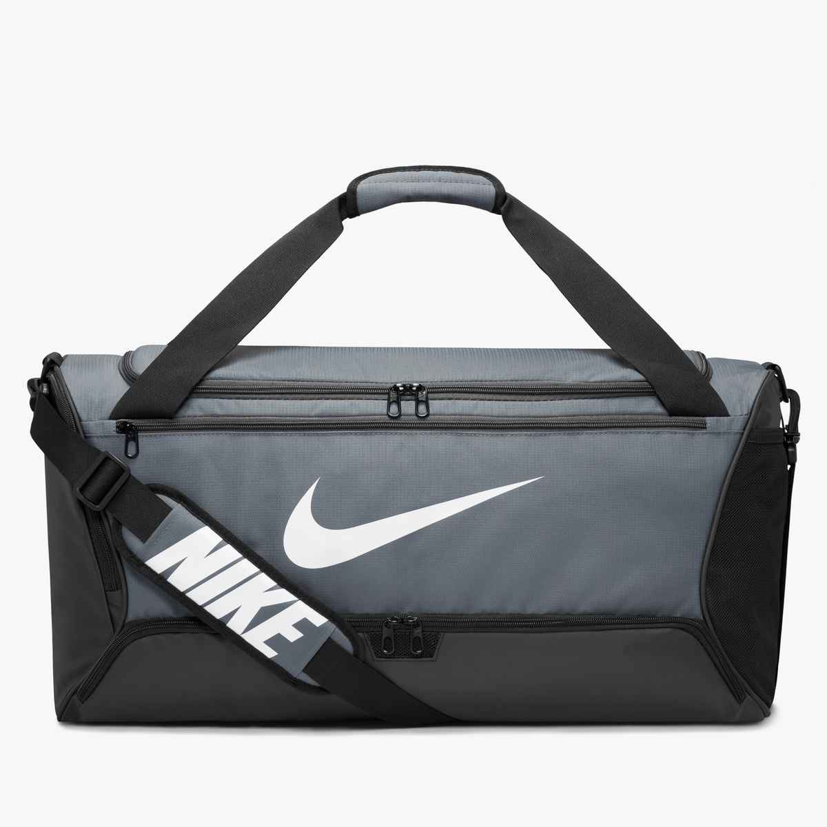 Nike Brasilia 9.5 Medium Duffel