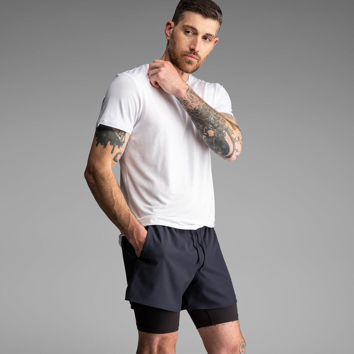 Essentials Crew T-Shirt : Black / White 2 Pack