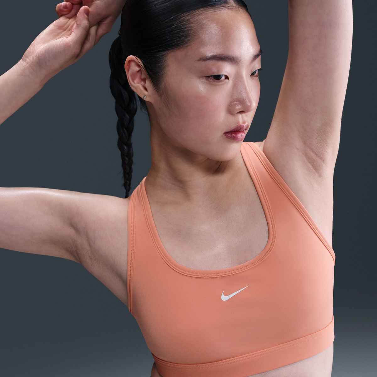 Nike Swoosh Light Support Bra