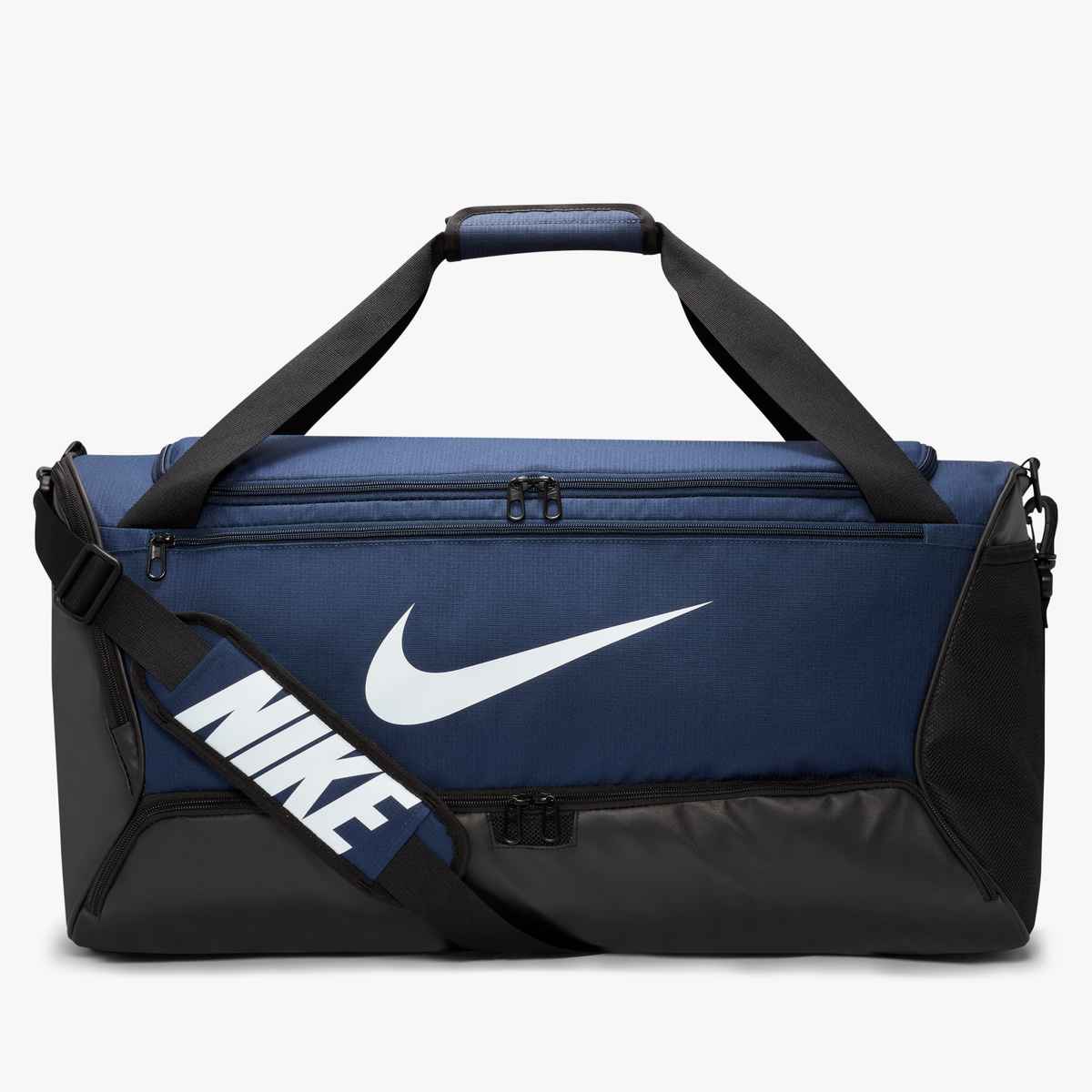 Nike Brasilia 9.5 Medium Duffel