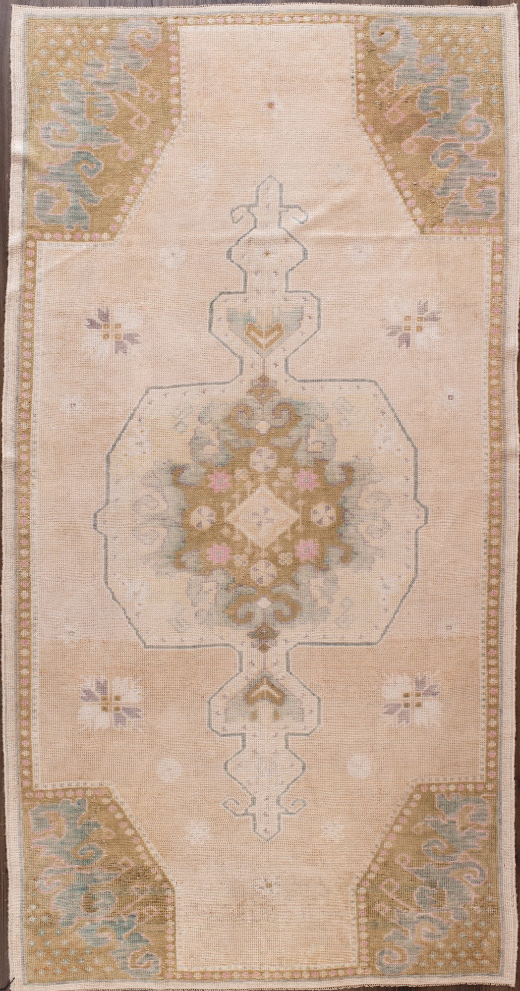 Turkish Rug 4'3" x 8'2"
