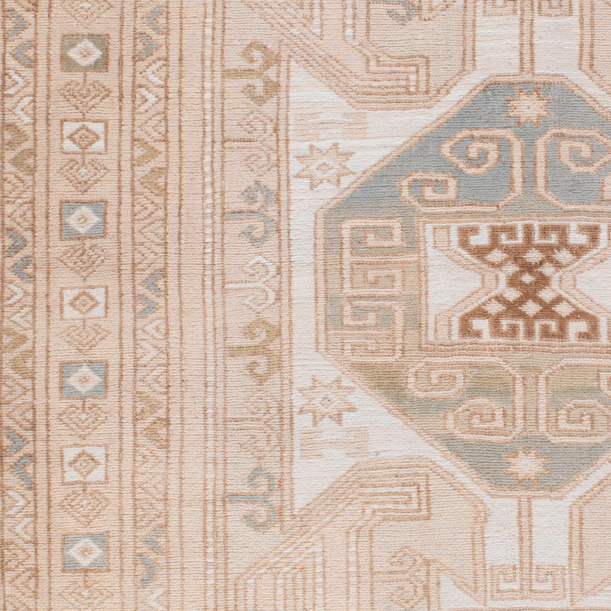 Turkish Rug 4'x6' 1"