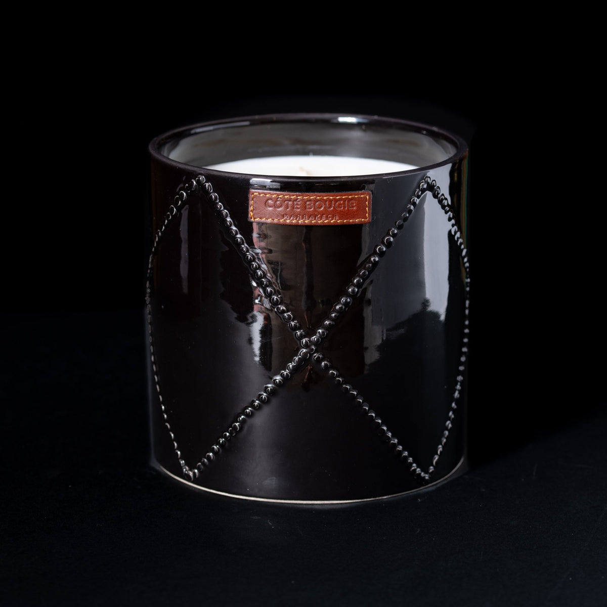 BOUGIE NOMAD NOIR vernis L/ CEDRE DE ATLAS
