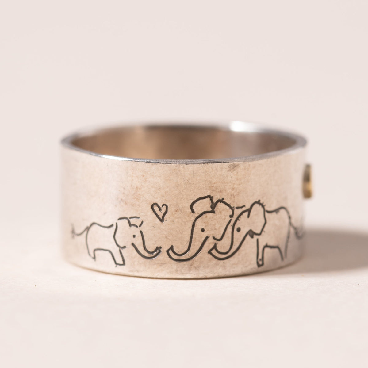 Elephants Ring