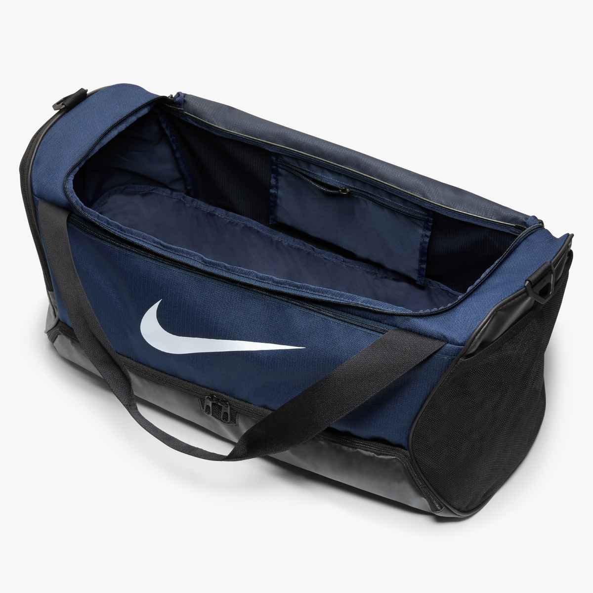 Nike Brasilia 9.5 Medium Duffel